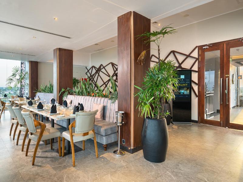 Regal Réseau Hotel & Spa image