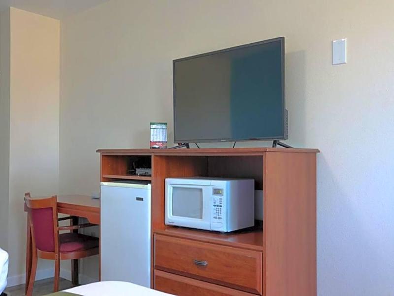 Chippewa Motel image