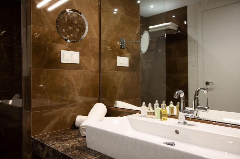 Elke Spa Hotel image
