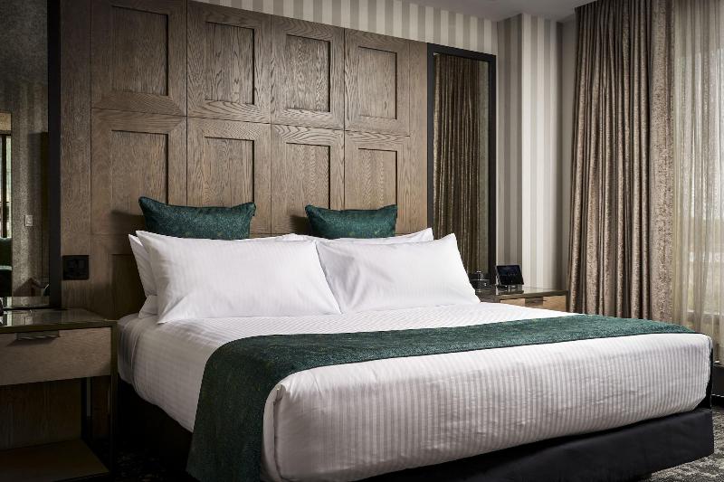 Lodge Kohler image