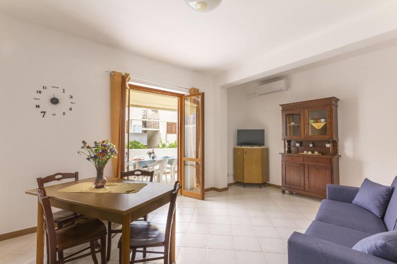 Residence I Pianeti image