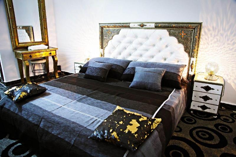 Naima House image