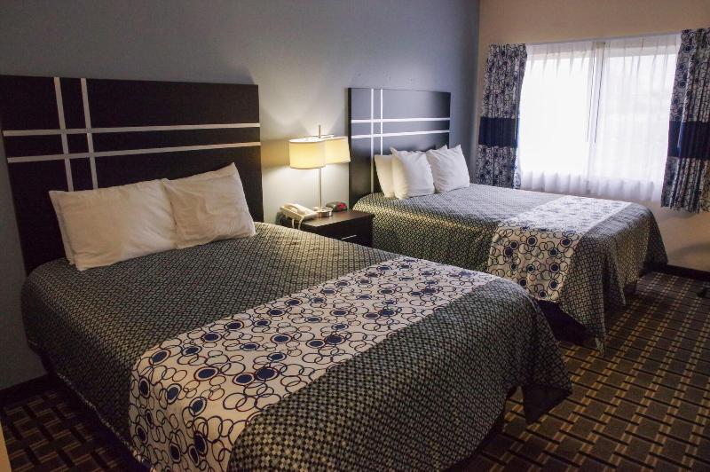 Dutch Inn And Suites image