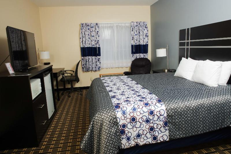Dutch Inn And Suites image