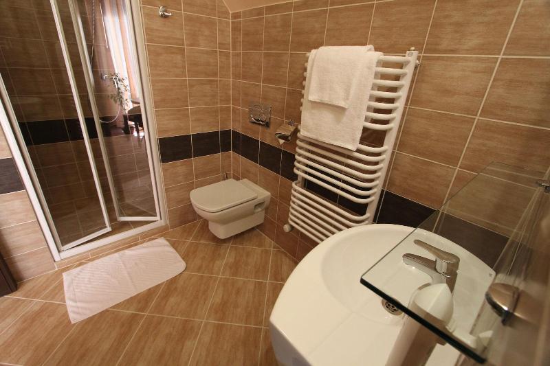 Hotel Na Rogatce image
