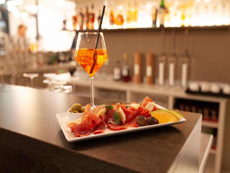 Best Western Hotel Tulln image