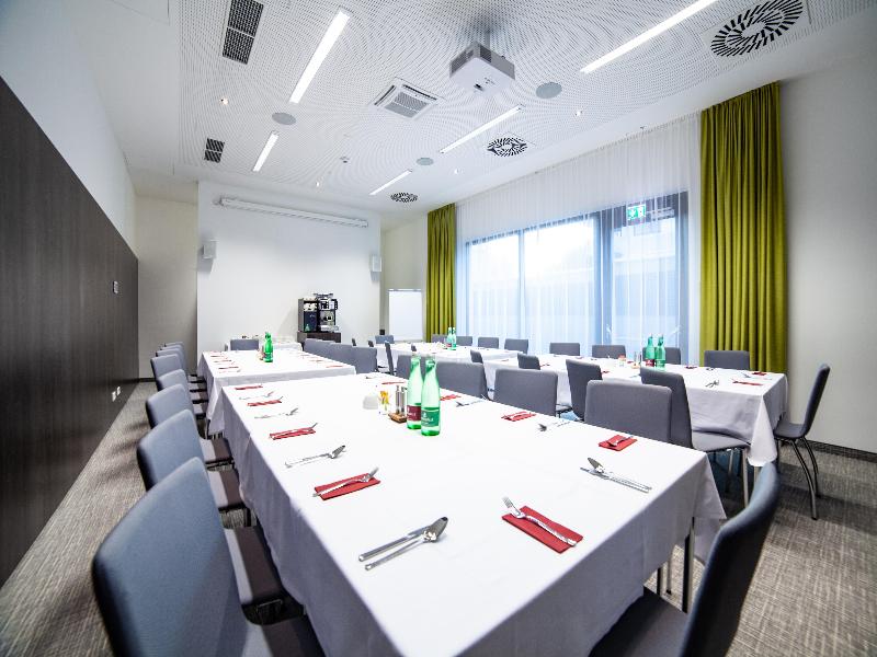 Best Western Hotel Tulln image
