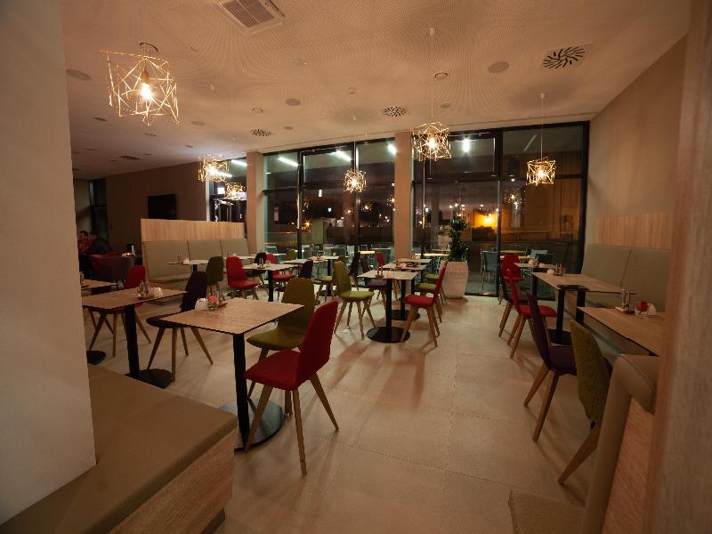 Best Western Hotel Tulln image