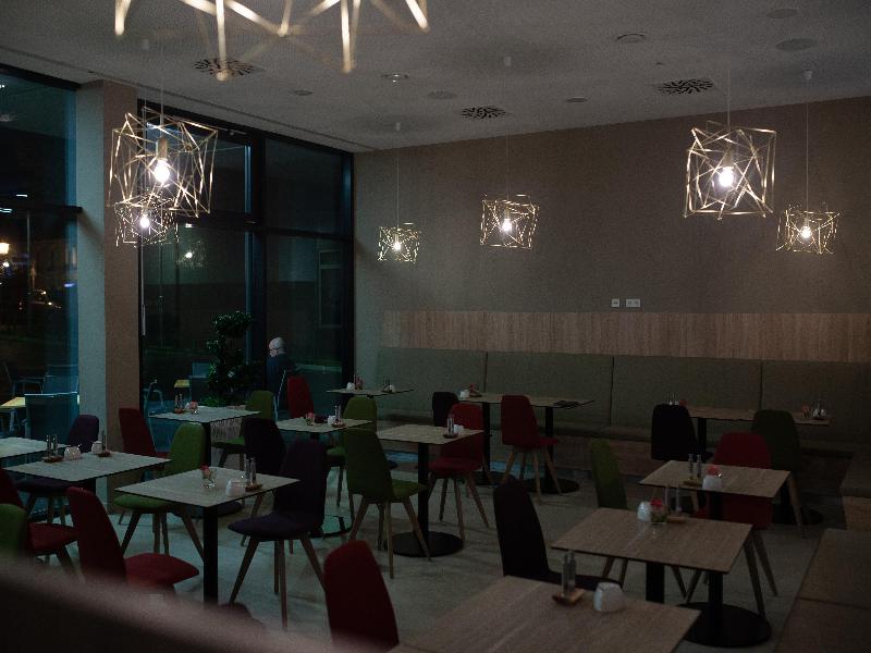 Best Western Hotel Tulln image