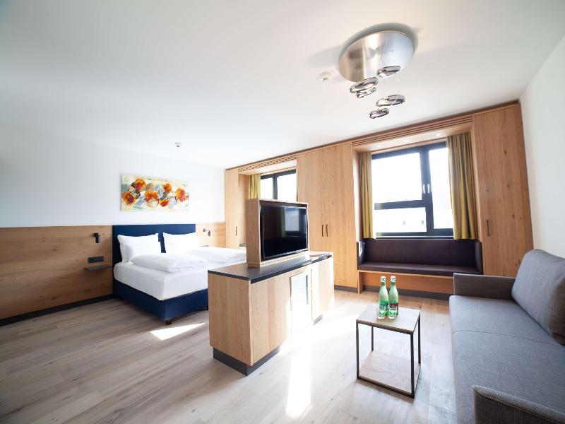 Best Western Hotel Tulln image