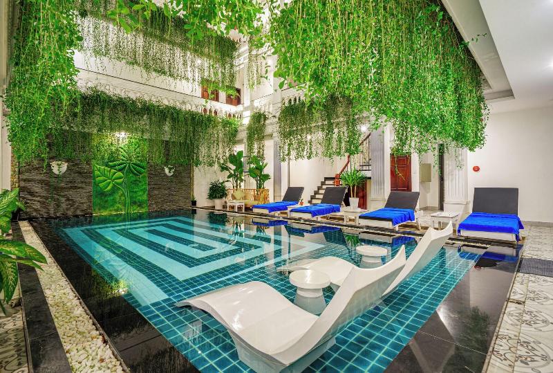 Royal Manison Hotel & Spa image