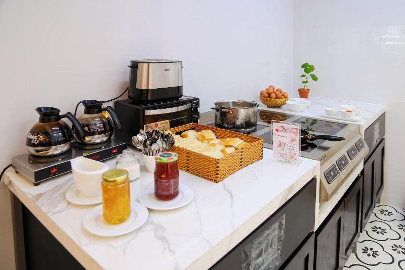 Royal Manison Hotel & Spa image