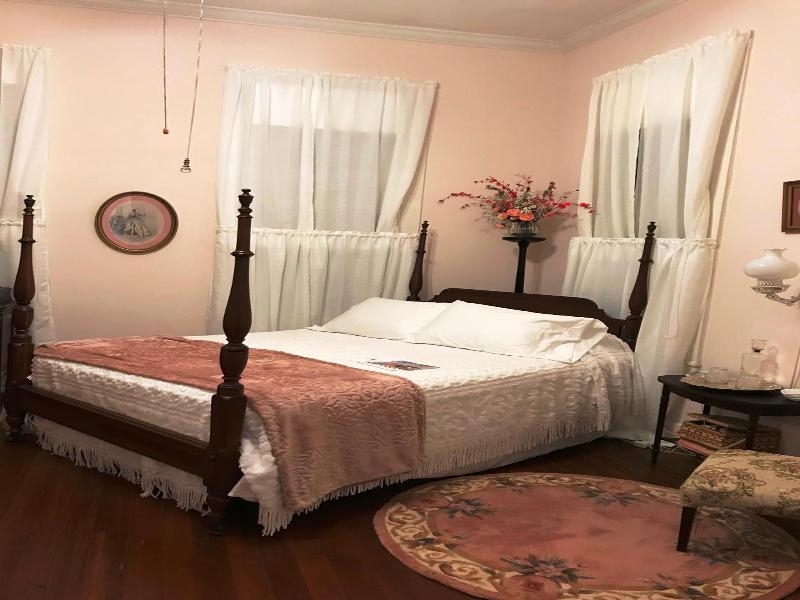 Riverboat Bed & Breakfast photo 16