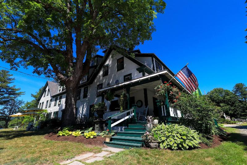 Follansbee Inn image