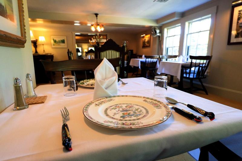 Follansbee Inn image