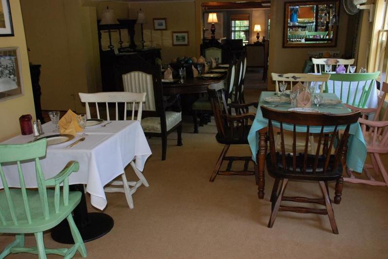 Follansbee Inn image