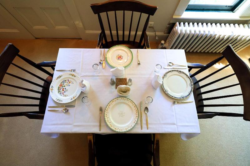 Follansbee Inn image