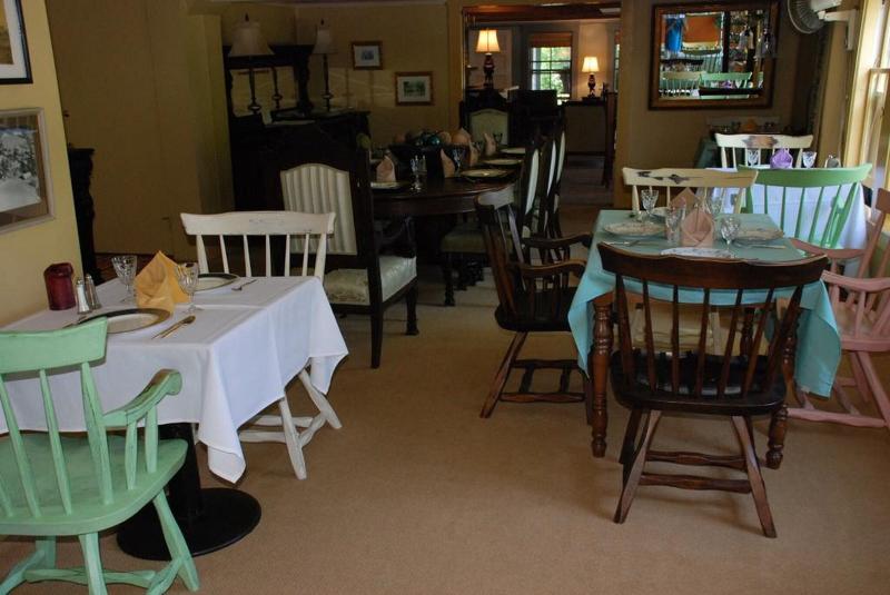 Follansbee Inn image