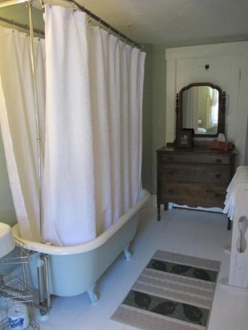 Follansbee Inn image