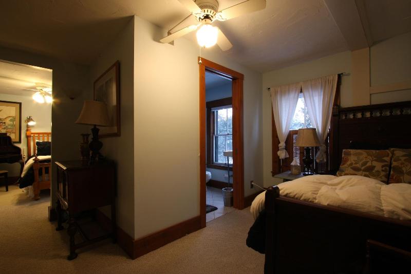 Follansbee Inn image