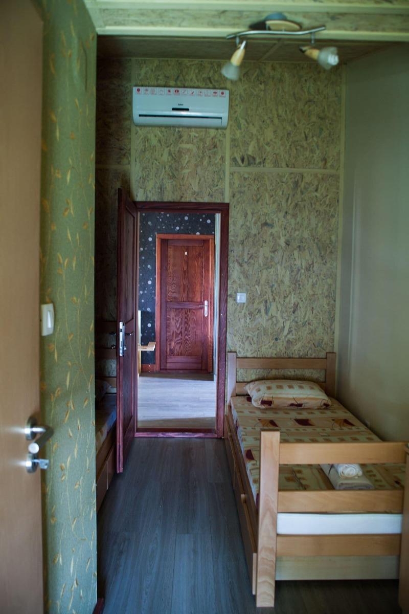 San Art Floating Hostel&Apartments image