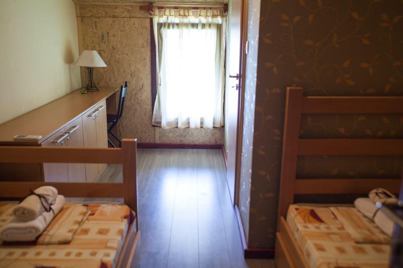 San Art Floating Hostel&Apartments image