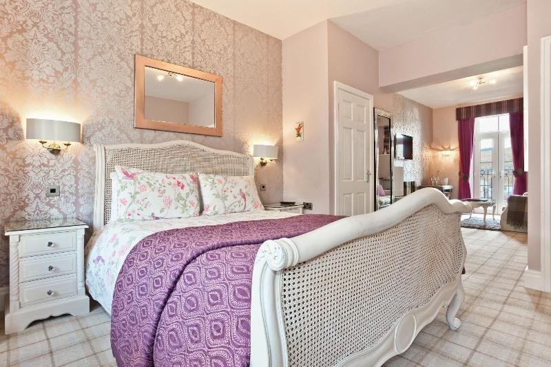 Bowness Bay Suites image