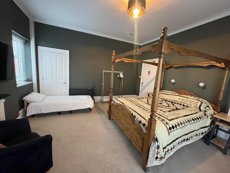 Hotel 50 image