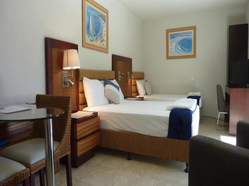Jadran Motel & El Jays Holiday Lodge image