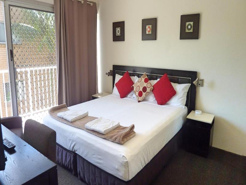 Jadran Motel & El Jays Holiday Lodge image