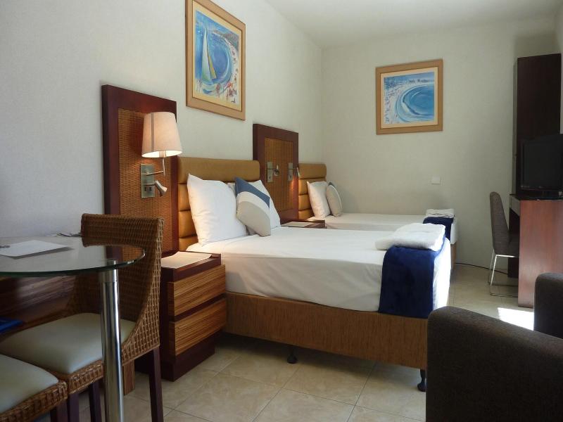 Jadran Motel & El Jays Holiday Lodge image