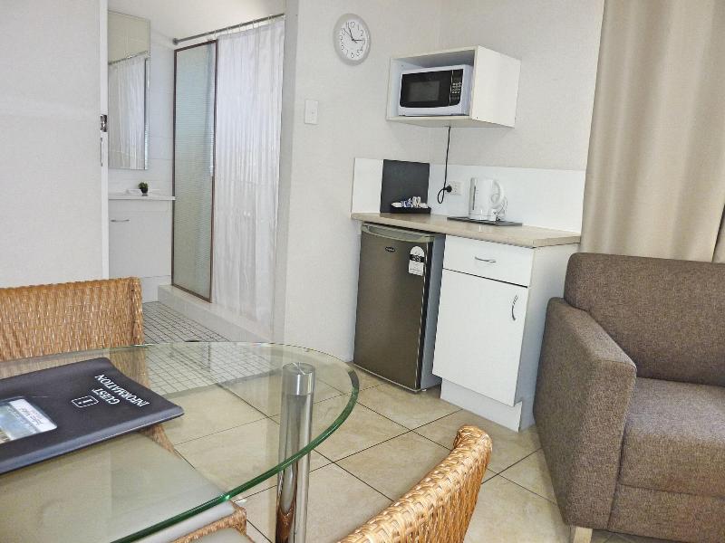 Jadran Motel & El Jays Holiday Lodge image