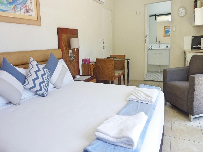 Jadran Motel & El Jays Holiday Lodge image