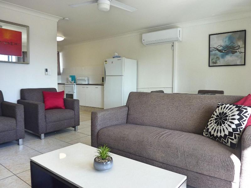 Jadran Motel & El Jays Holiday Lodge image