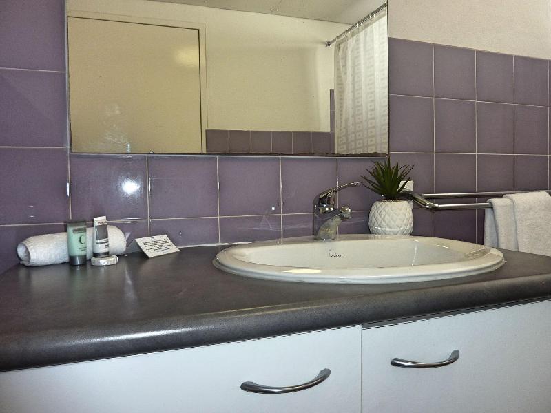 Jadran Motel & El Jays Holiday Lodge image