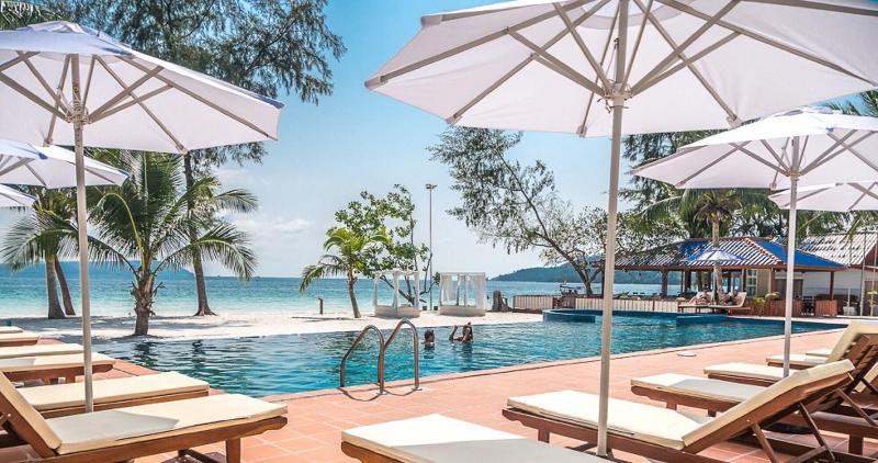 Scarlet Sails Resort image