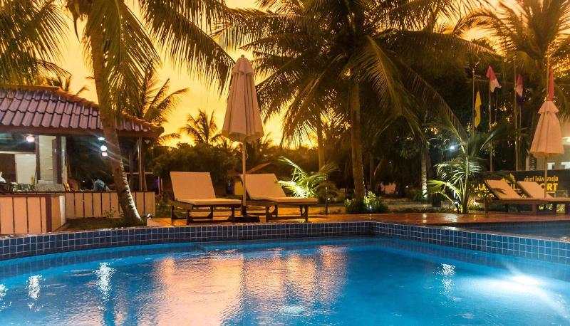 Scarlet Sails Resort image