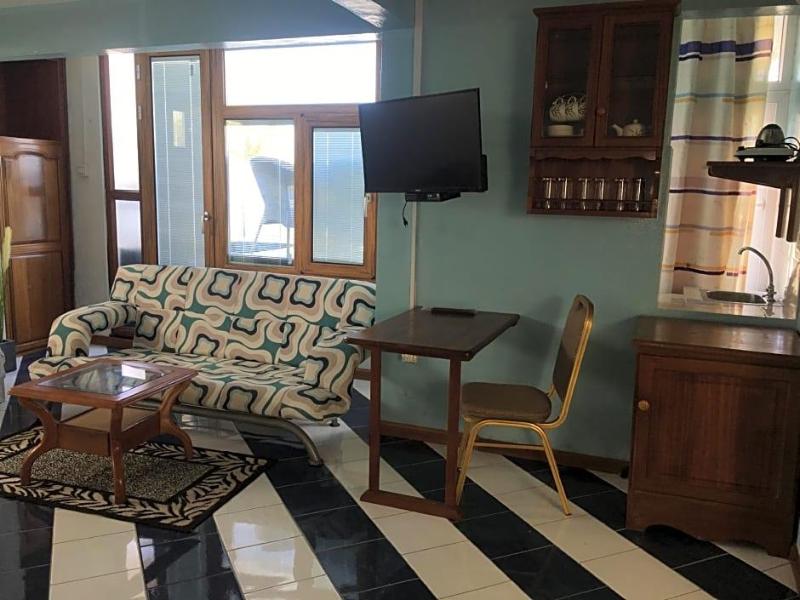 Hotel Les Aigrettes image