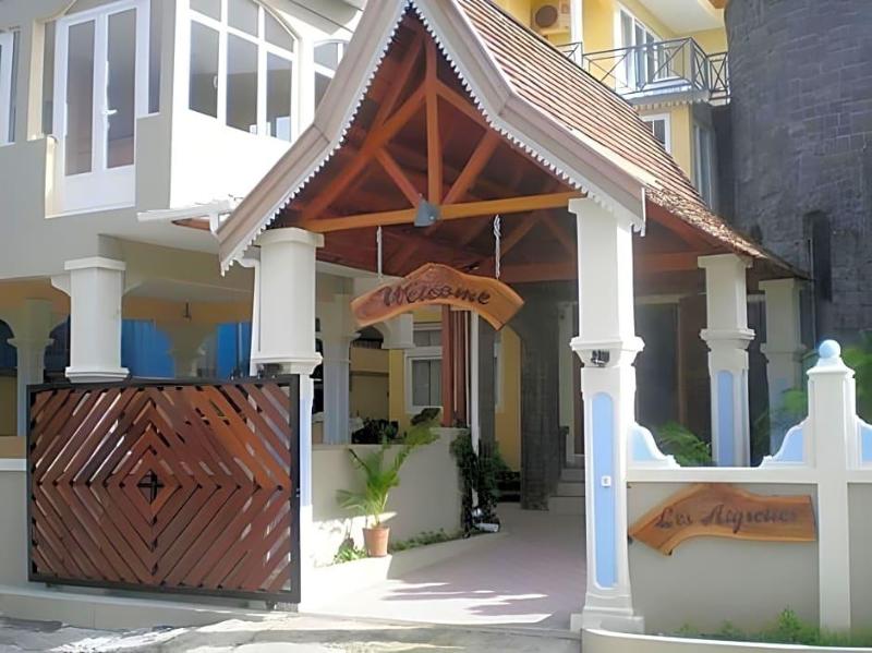 Hotel Les Aigrettes image