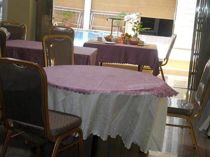 Hotel Les Aigrettes image