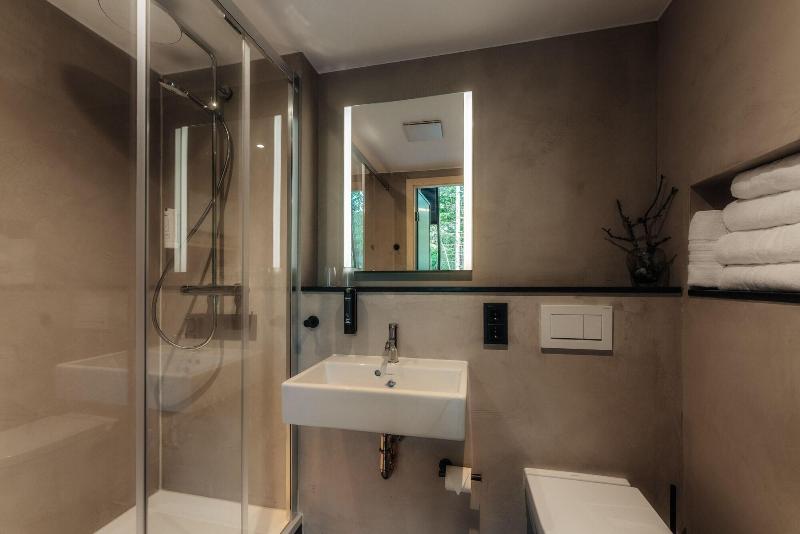 Hotel Villa Bodeblick image