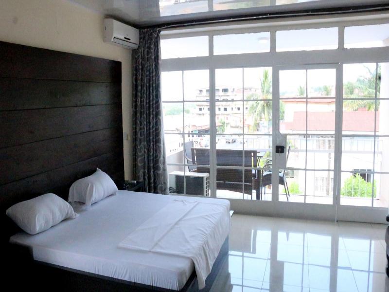Metro Hotel image