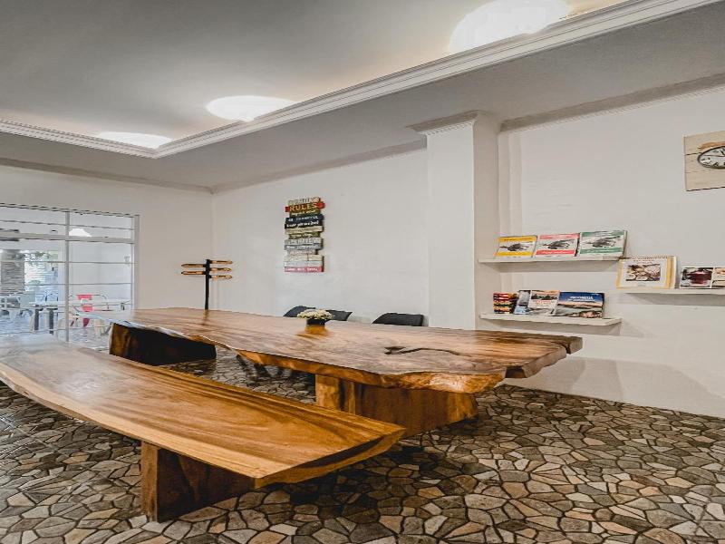 Ostic House image