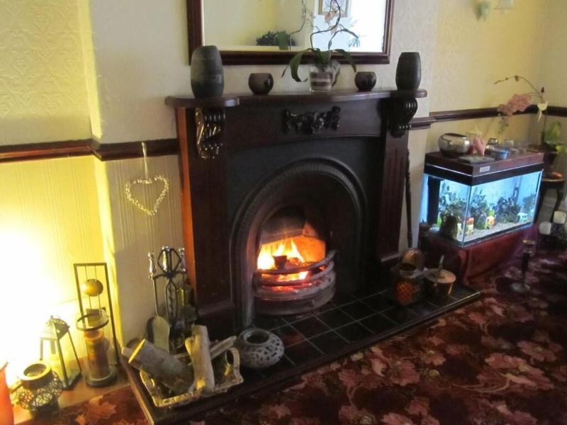The Hollingworth image