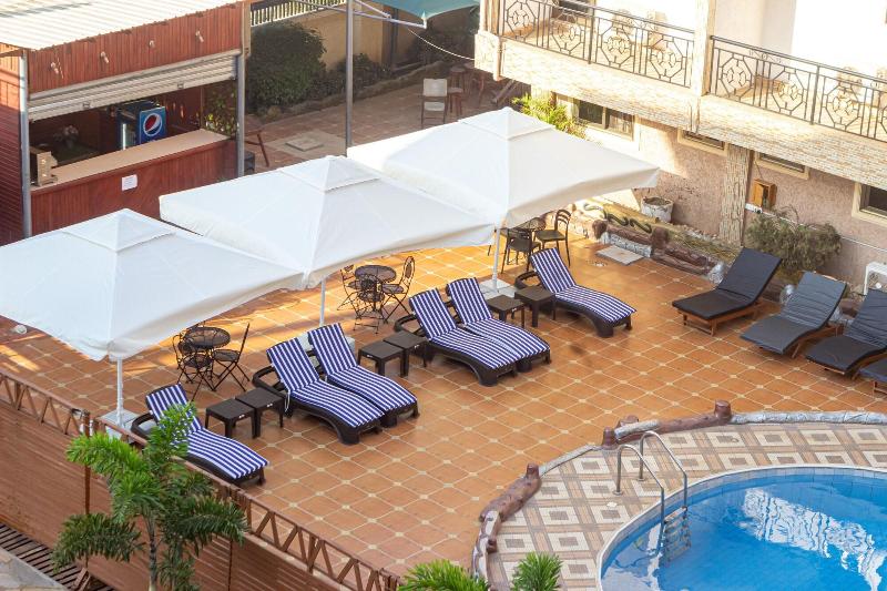 Lou Ralph Hotel image