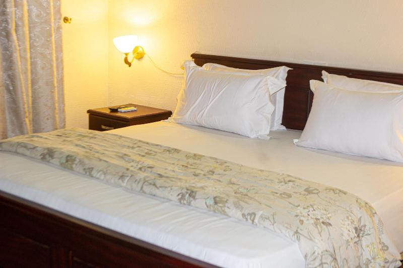 Lou Ralph Hotel image
