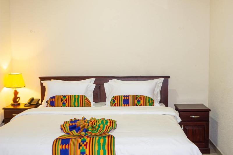 Lou Ralph Hotel image