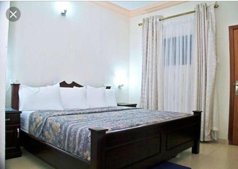 Lou Ralph Hotel image