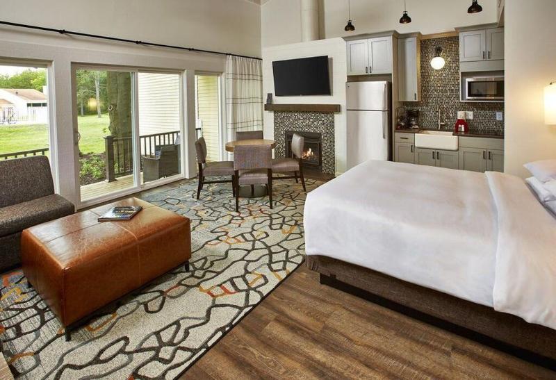 Grand Geneva Resort & Spa image