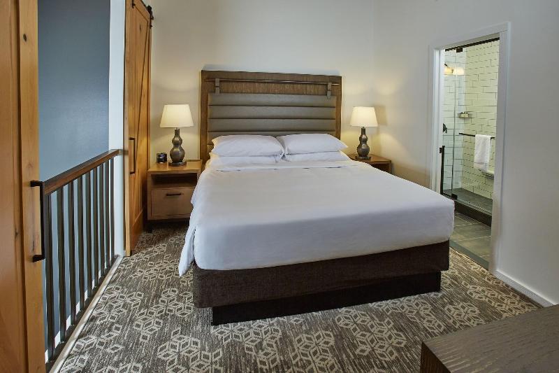 Grand Geneva Resort & Spa image